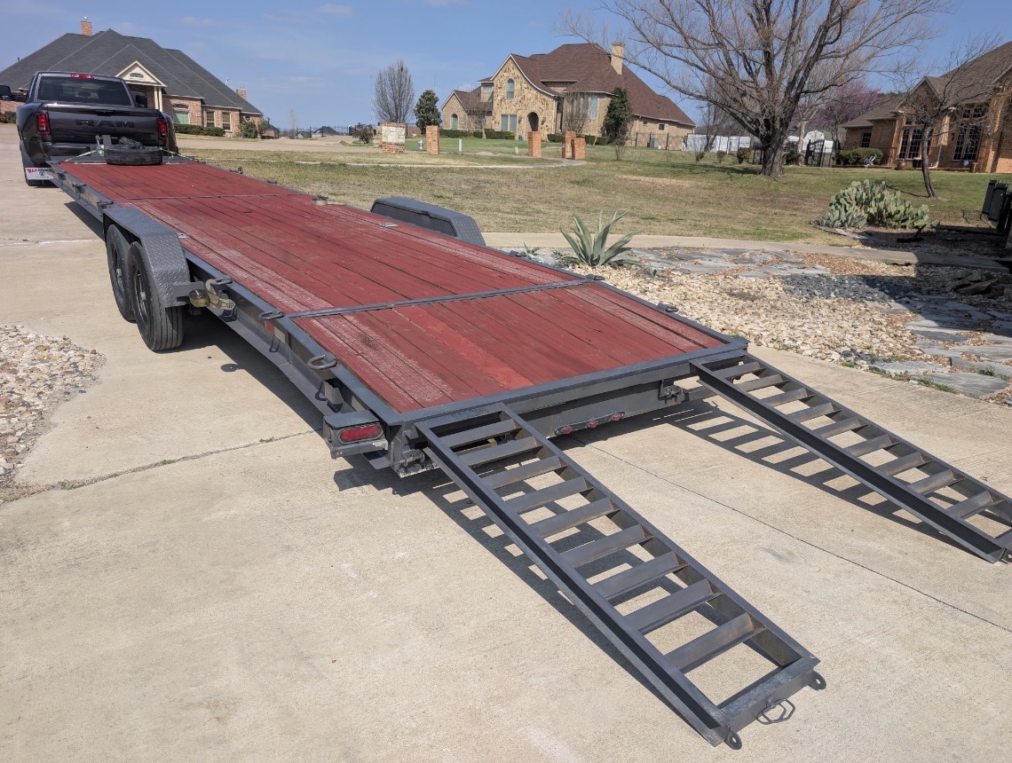 102" x 36' Car Hauler Trailer thumbnail 2
